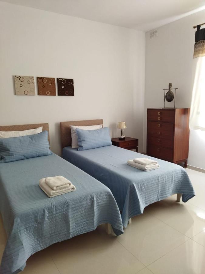 Centrally Located Bugibba Apartment - Seaside Comfort St. Paul's Bay Exteriér fotografie
